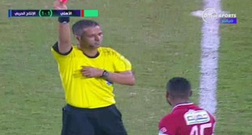 أزمة بعد لقاء الأهلي والإنتاج.. طرد عاشور بسبب "مصافحة".. وانفعال معوض